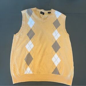 Haggar Men's Argyle Sweater Vest - Yellow and Gray